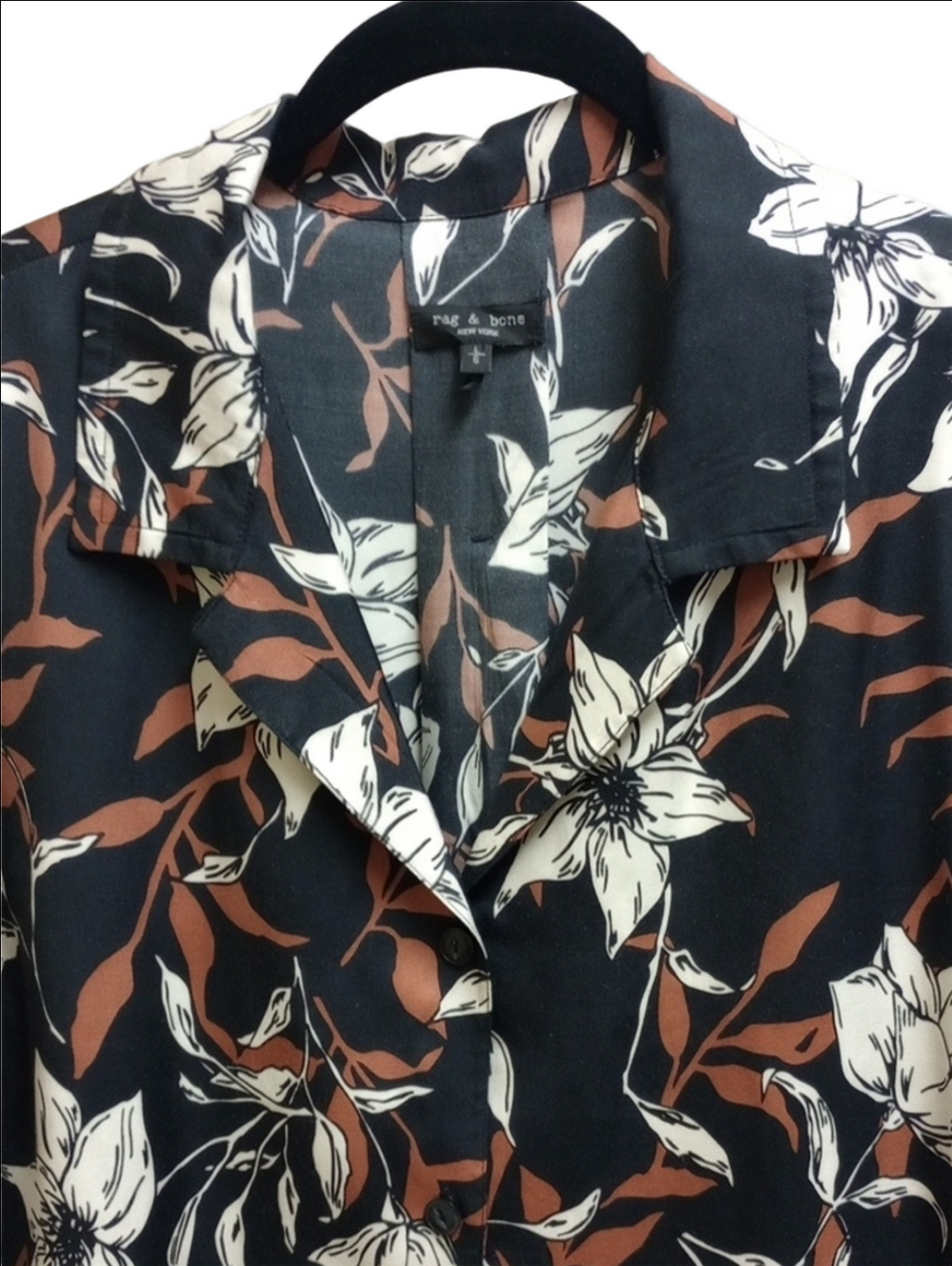 🆕🤎 RAG & BONE "MARE" BLACK SHORT SLEEVE SILK BLOUSE BROWN WHITE FLORAL DESIGNS - Picture 4 of 13